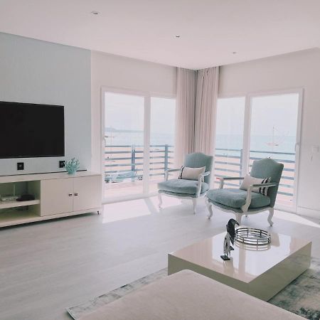 Appartamento Apartamento Brumar Nazaré Esterno foto